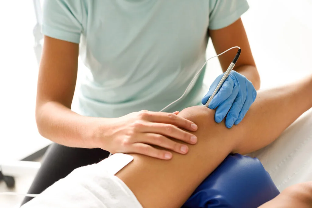 Get Physiotherapist at Home in Kolkata | Best Physiotherapist Home Visit